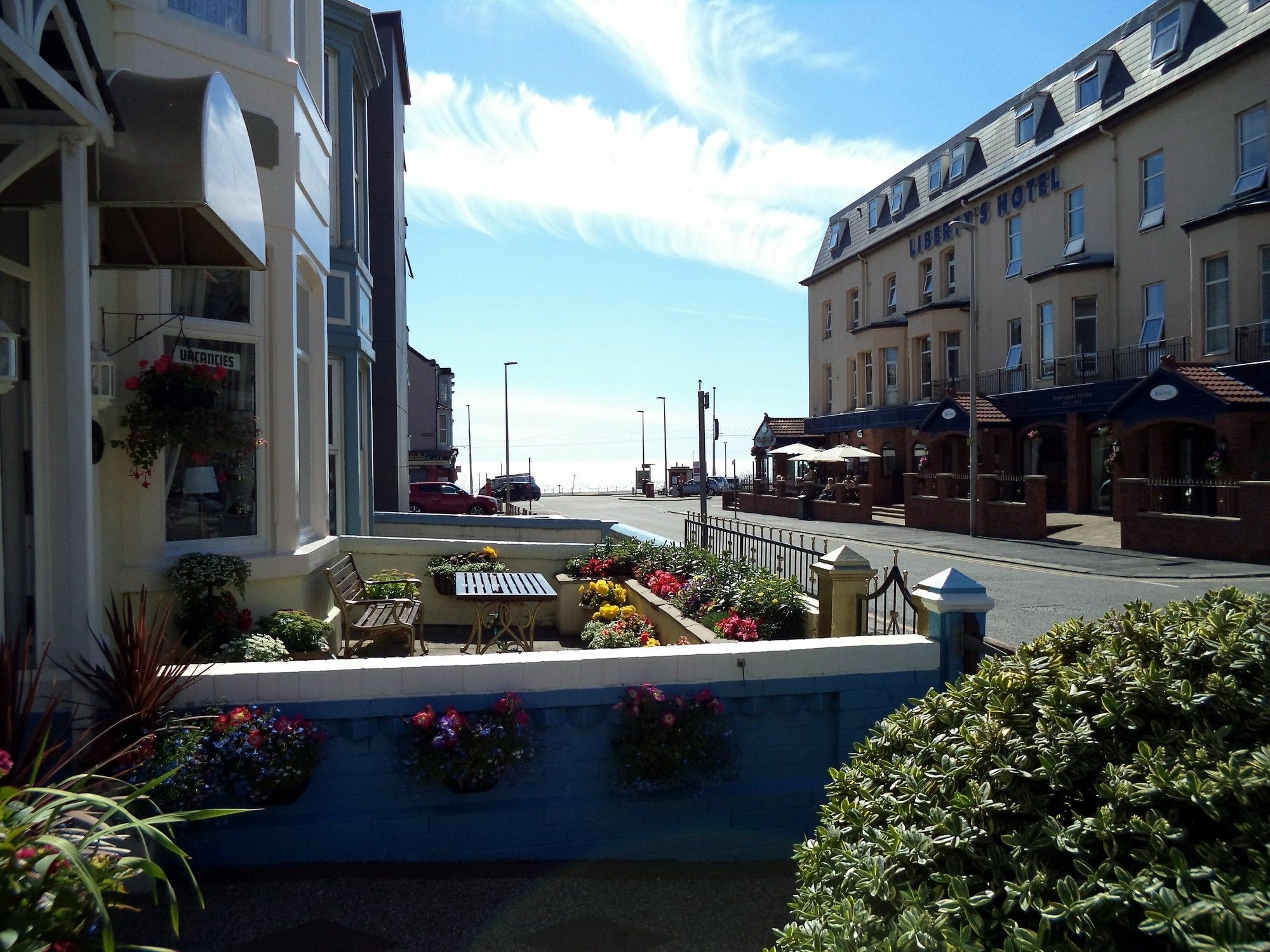 Phoenix Guest House Blackpool Exteriör bild